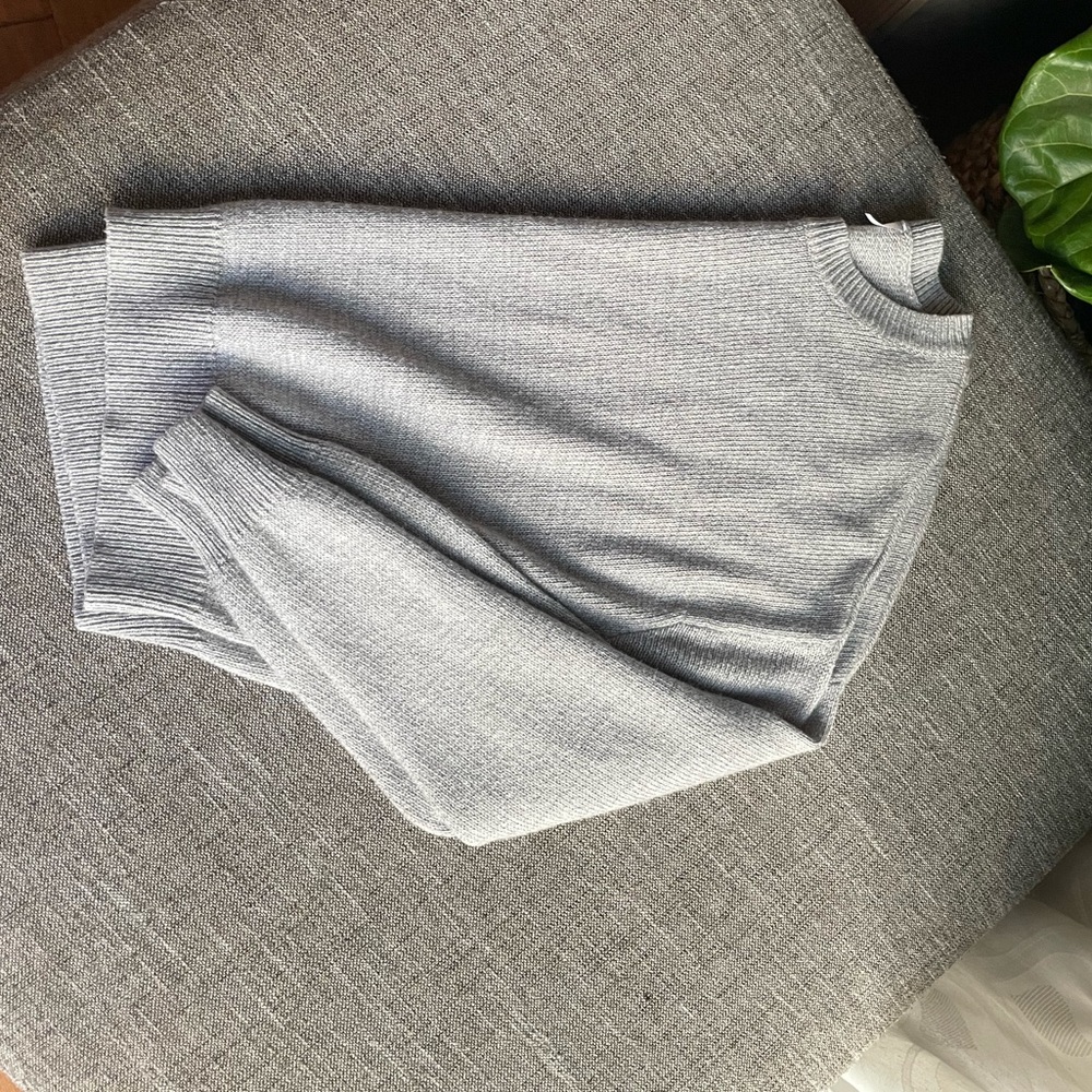 Light Sweater